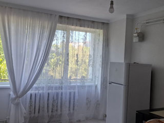 Apartament cu 2 camere, 57 m², Botanica, Chișinău foto 10