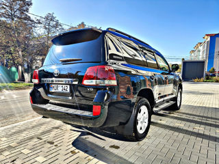 Toyota Land Cruiser foto 4