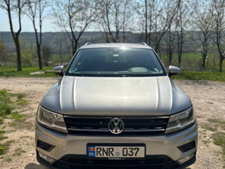 Volkswagen Tiguan foto 1