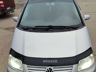 Volkswagen Sharan foto 2