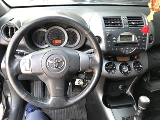 Toyota Rav 4 foto 12