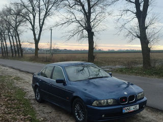 BMW 5 Series foto 5