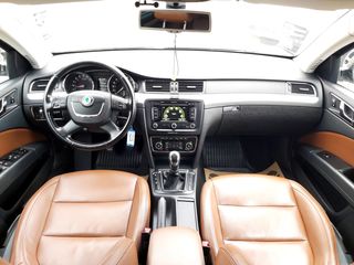 Skoda Superb foto 9