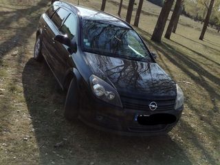 Opel Astra foto 1