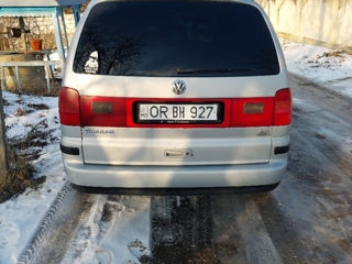 Volkswagen Sharan foto 3