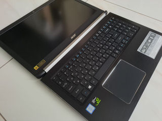 Acer Aspire 7 foto 2