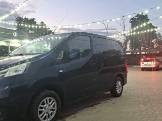 Nissan NV200 foto 2