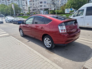 Toyota Prius foto 3