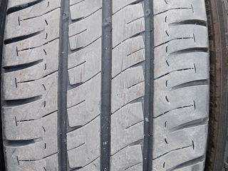 235 65 R16C Michelin Agilis de vara  foto 2