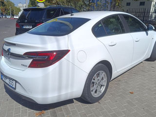 Opel Insignia foto 5