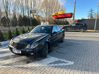 Mercedes E-Class foto 2