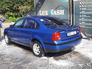 Volkswagen Passat foto 3