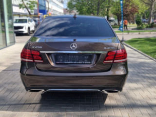 Mercedes E-Class foto 3