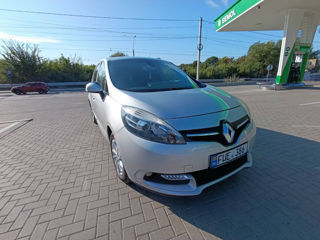 Renault Grand Scenic foto 3