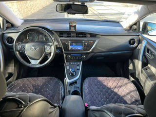 Toyota Auris foto 8