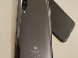 Xiaomi Mi 9 foto 2