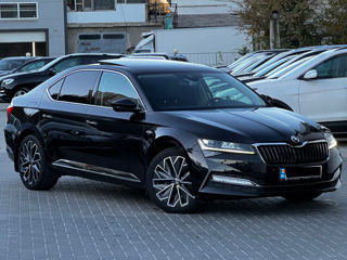 Skoda Superb foto 3