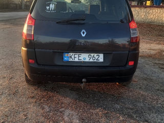 Renault Grand Scenic foto 6