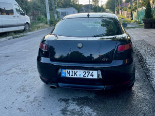 Alfa Romeo GT foto 3