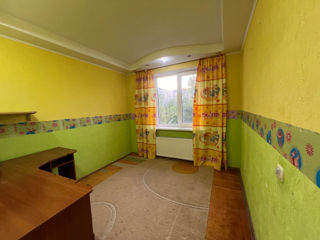 Apartament cu 3 camere, 83 m², Buiucani, Chișinău foto 6