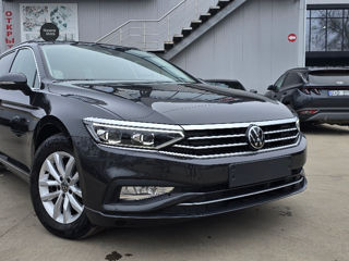 Volkswagen Passat foto 2