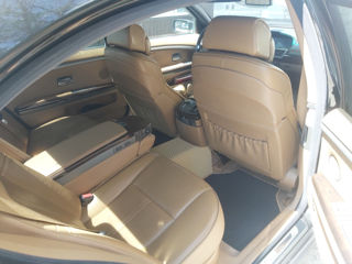 BMW 7 Series foto 10