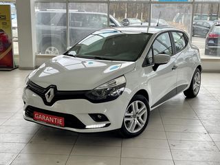 Renault Clio foto 1