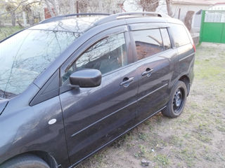 Mazda 5 foto 2