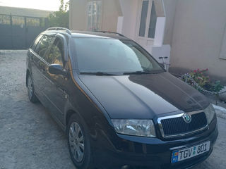 Skoda Fabia foto 4