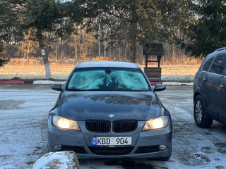 BMW 3 Series foto 8