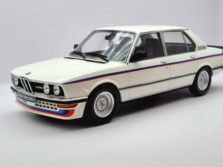 Авто модели 1:18 foto 10