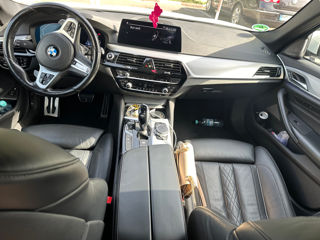 BMW 5 Series foto 7