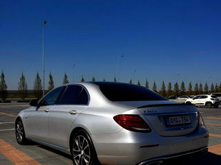 Mercedes E-Class foto 3