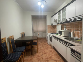 Apartament cu 1 cameră, 40 m², Buiucani, Chișinău