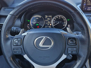 Lexus NX Series foto 10