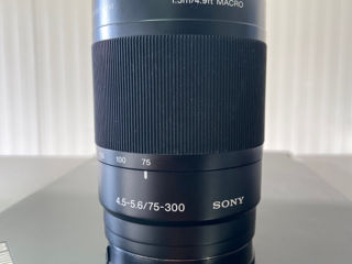 Sony 75-300mm f/4.5-5.6 Compact Super Telephoto Zoom Lens for Sony Alpha Digital SLR Camera