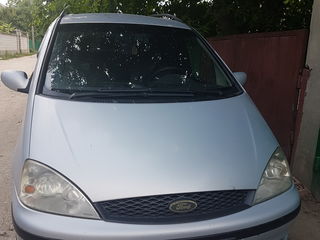 Ford Galaxy foto 1