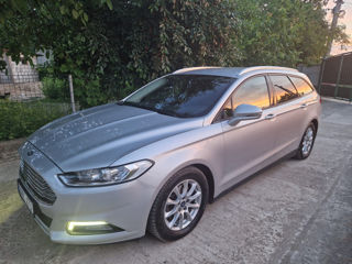 Ford Mondeo foto 4