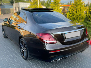 Mercedes E-Class foto 3