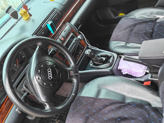 Audi A4 foto 6