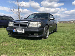 Mercedes E-Class foto 3