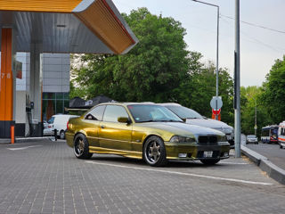 BMW 3 Series foto 3