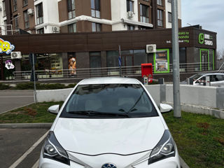 Toyota Yaris foto 2