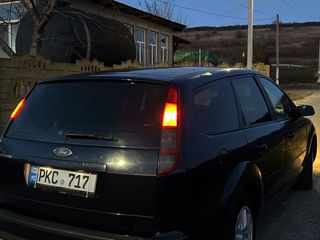 Ford Focus foto 9