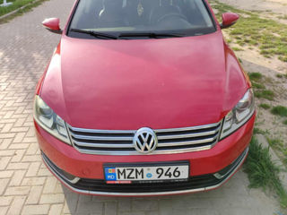 Volkswagen Passat foto 3