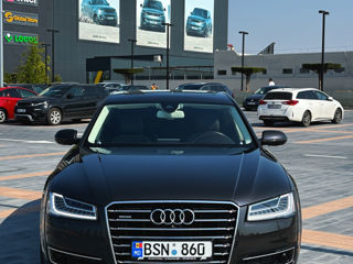 Audi A8 foto 9