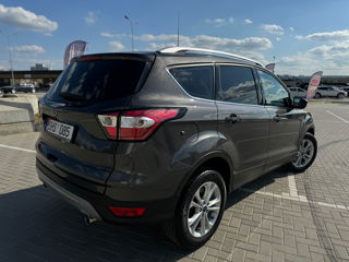 Ford Kuga foto 3