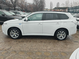 Mitsubishi Outlander foto 5