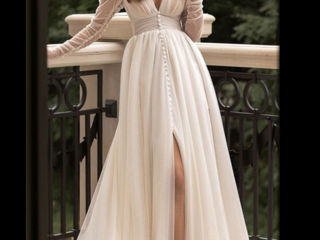 Rochie de mireasa 450 euro, culoarea alb moale. foto 10