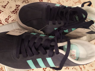 Новые кожаные кроссы Adidas 38 размера foto 2